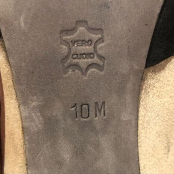 Donald J Pliner Lasse 0202 Black Taupe Suede Designer Heel Pump Booties Size 10 - Picture 7 of 8